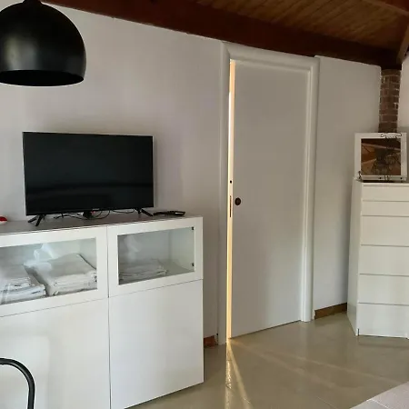 Feriehus La Casetta Di Laura Terrasini