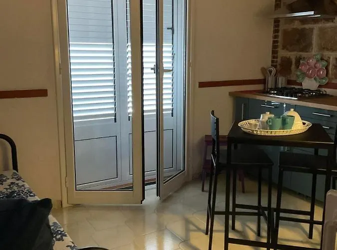 La Casetta Di Laura Semesterbostad Terrasini